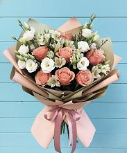 Букет цветов из:  Розы, Альстромерии и Лизиантусы в Мирном