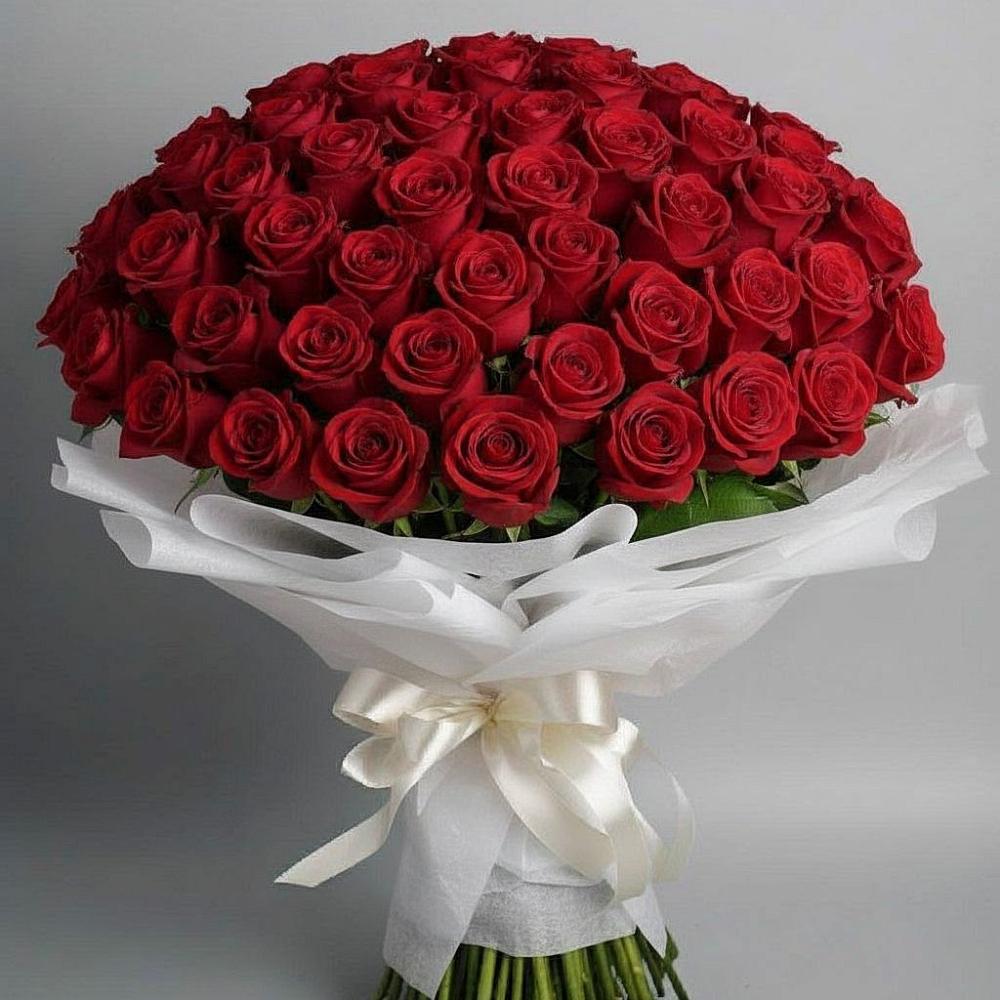 Букет 101 Красная роза Блэк Мэджик в Мирном