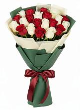 Букет Микс из красных и белых роз #REPLACE_PRED# Мирном