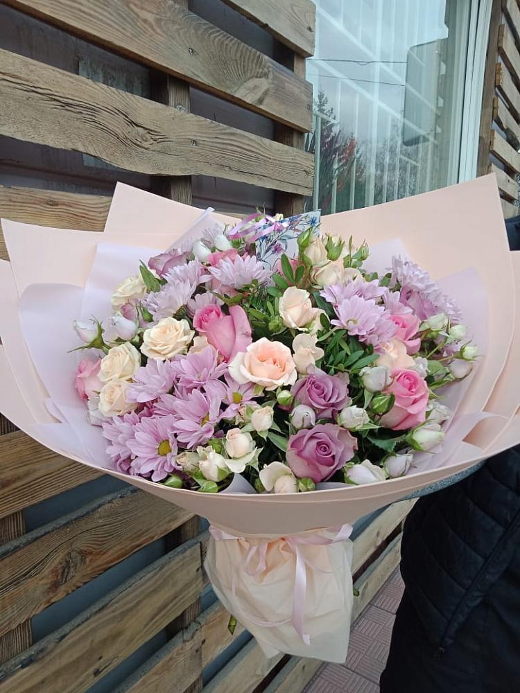 Букет цветов из: Розы и Хризантемы в Мирном