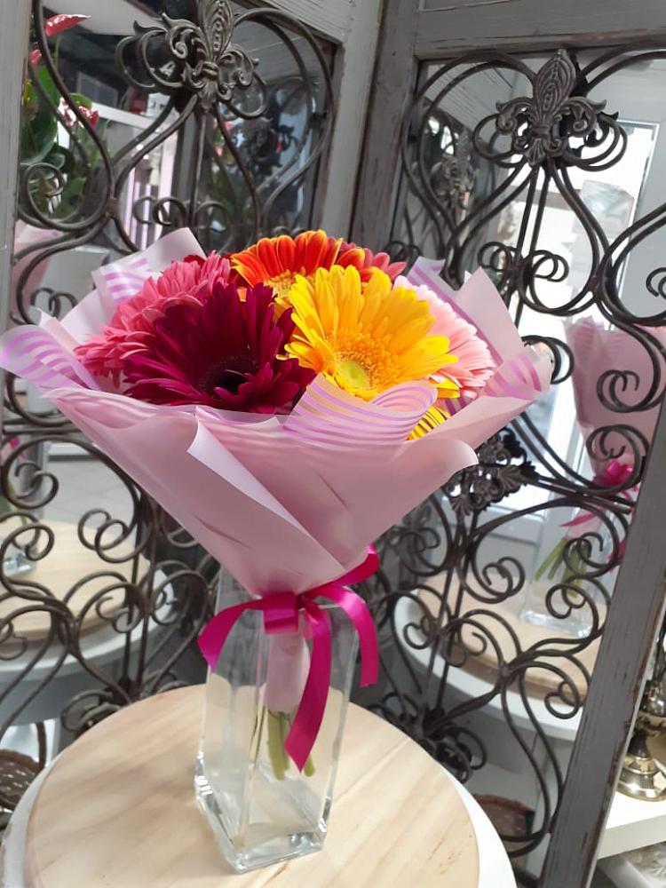 Букет цветов из: Герберы в Мирном