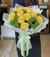 Букет цветов из:  Хризантемы и Розы в Мирном