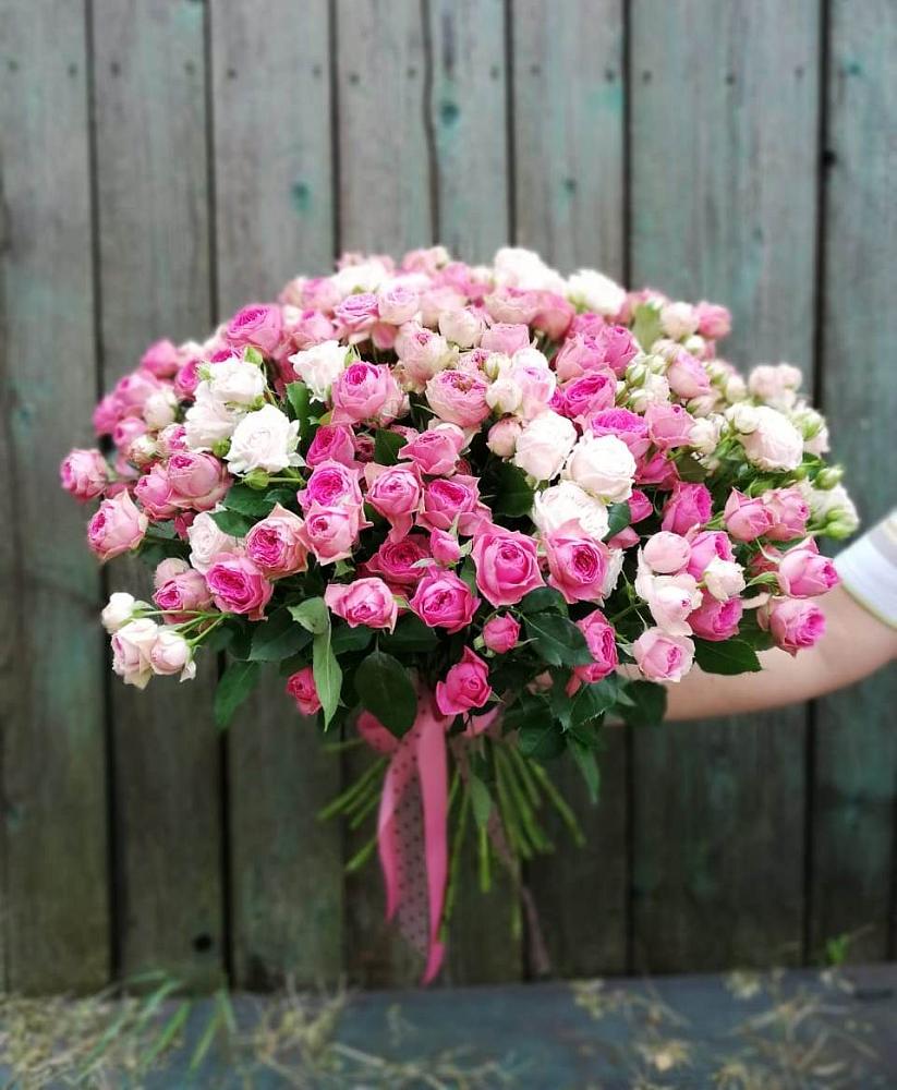 Букет Розовые кустовые розы Натали и Лав Лидия в Мирном